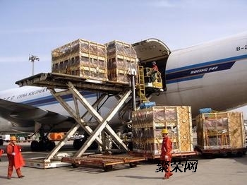 上海空運口罩出口報關與貨代物流綜合解決方案及保潔服務聯(lián)動